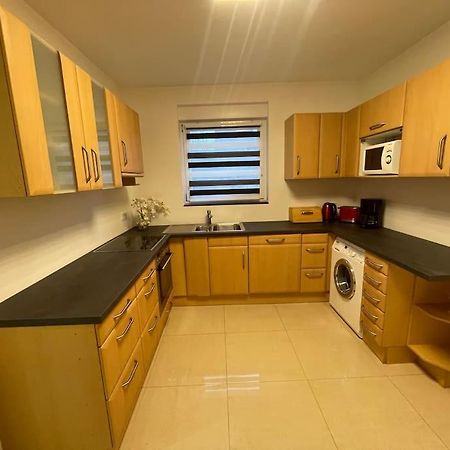 Exklusive Flughafen-Messe Apartment Naehe Duesseldorf ดุยส์บูร์ก ภายนอก รูปภาพ